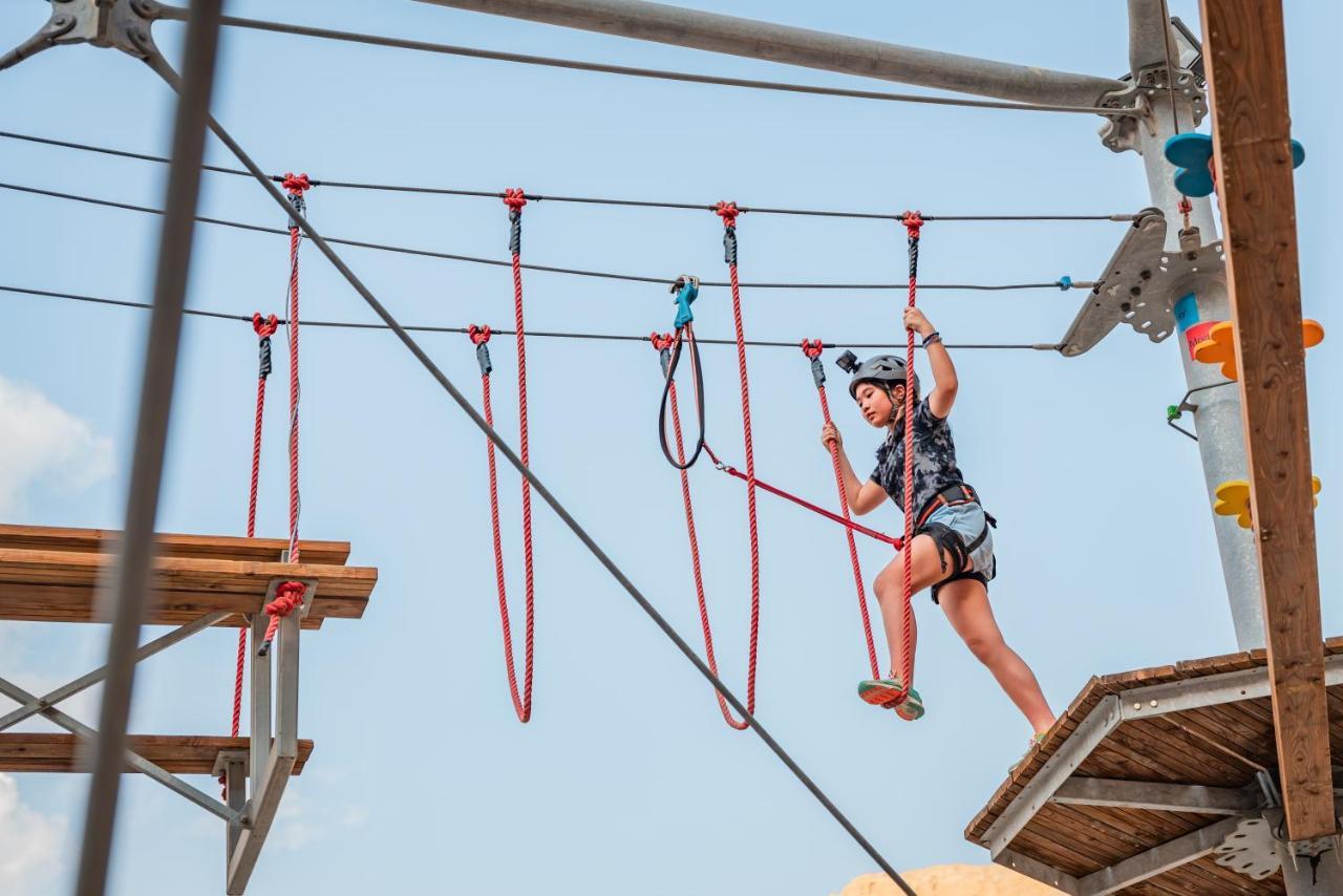 Bear Grylls Explorers Camp Ras al-Khaimah Bagian luar foto